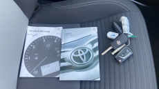 Toyota Yaris 1.5 VVT-i Icon Tech 5dr Petrol Hatchback